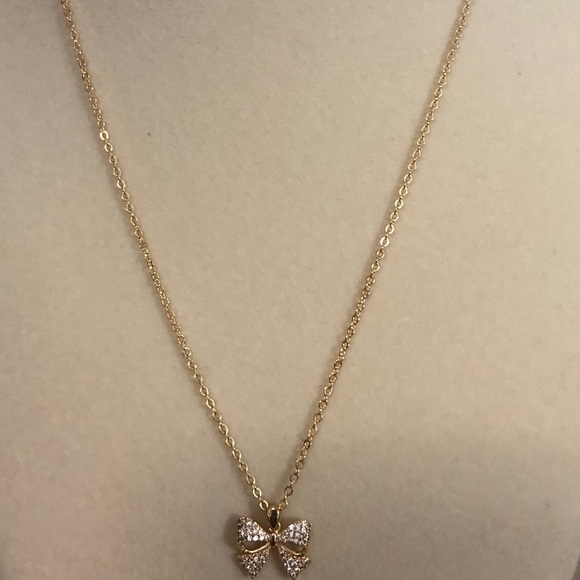 Yellow gold bow necklace - Picture 2 of 4